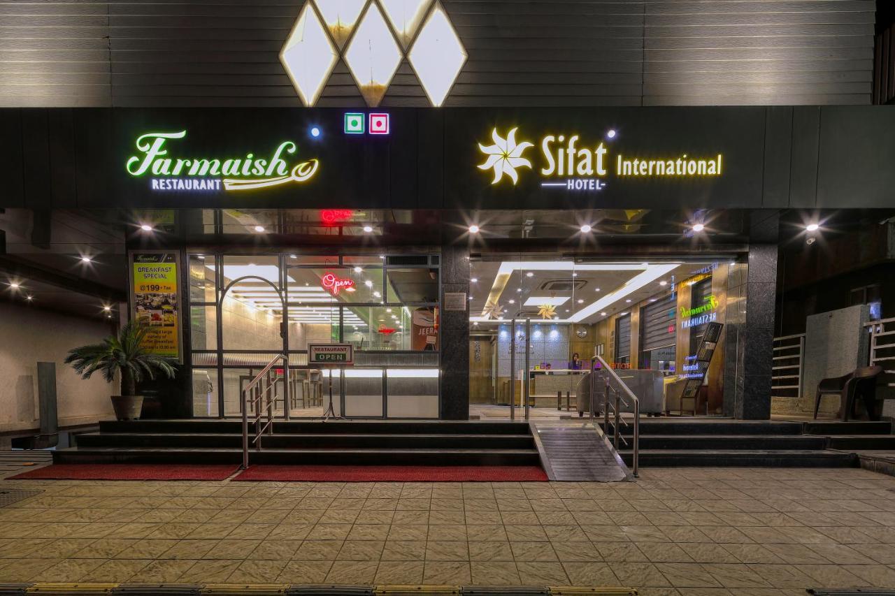 Hotel Sifat International Сурат Екстер'єр фото