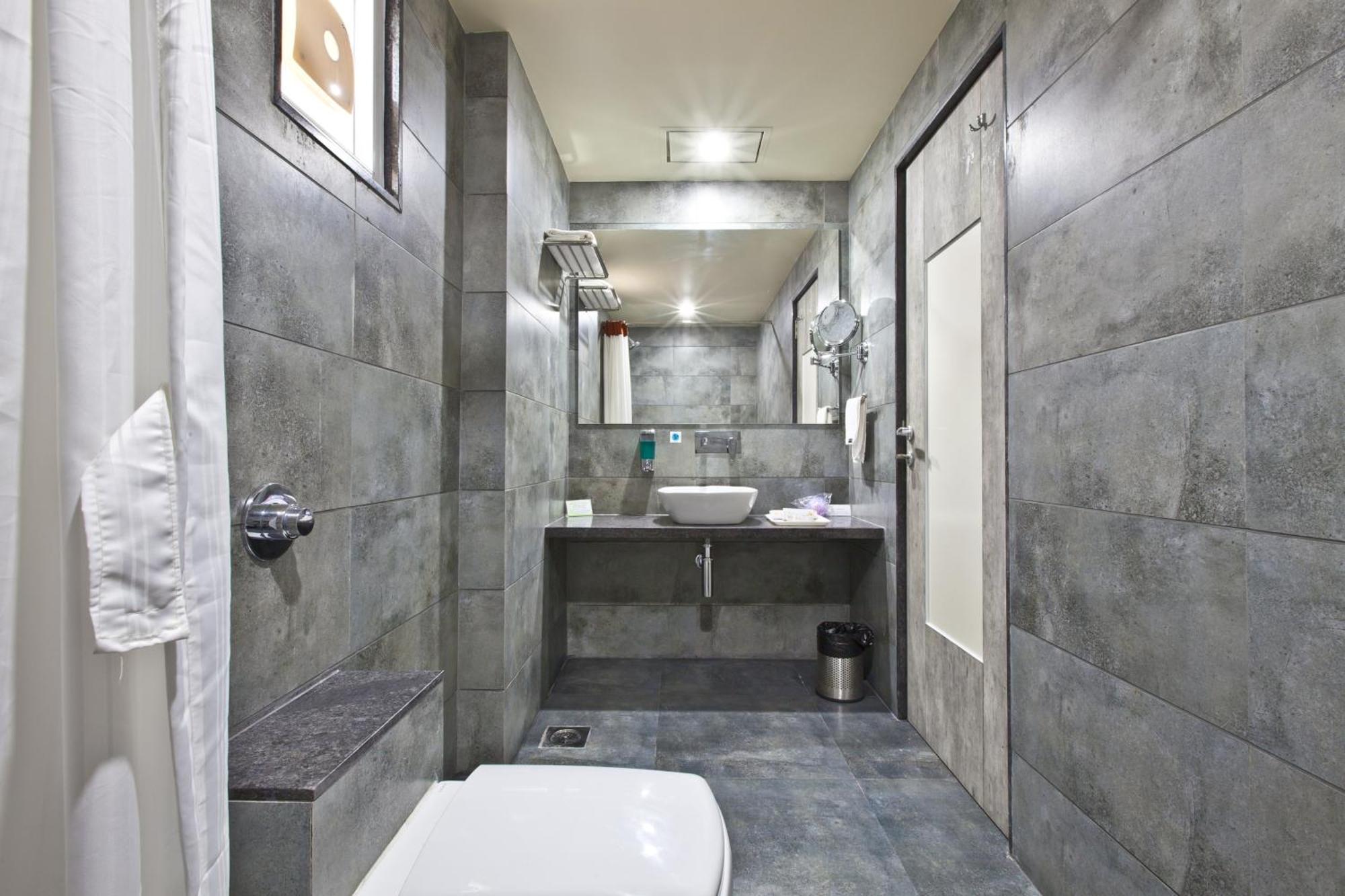 Hotel Sifat International Сурат Екстер'єр фото