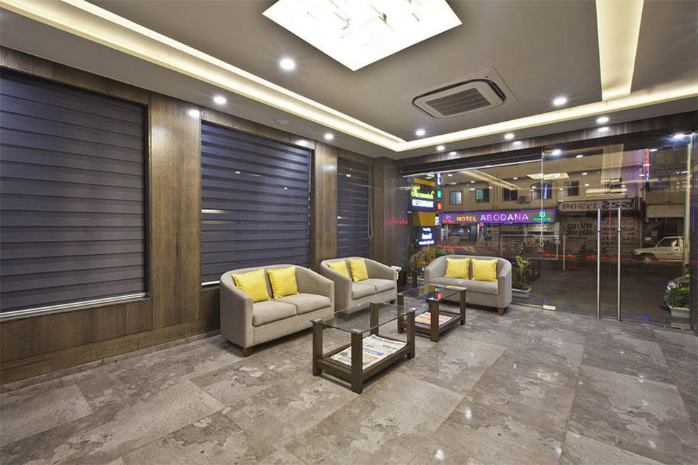 Hotel Sifat International Сурат Екстер'єр фото